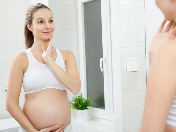 Header_Simple pregnancy skin care routine